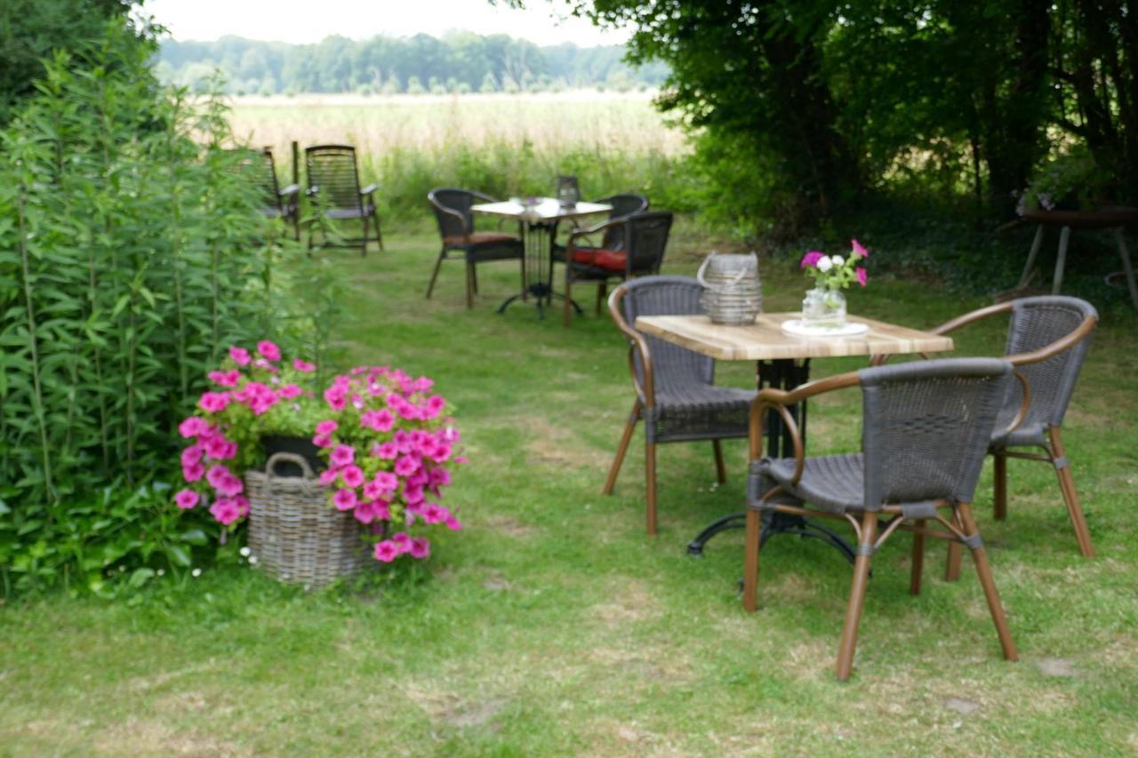 Rezonans Bed & Breakfast 3*